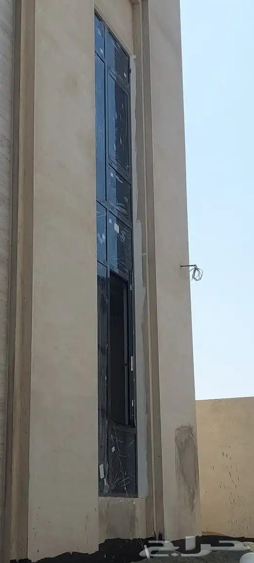 استركشر رويال سريا 0