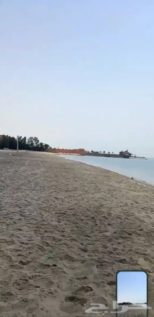 فلة للبيع 2 مليون موقع مطل على الشاطئ 1