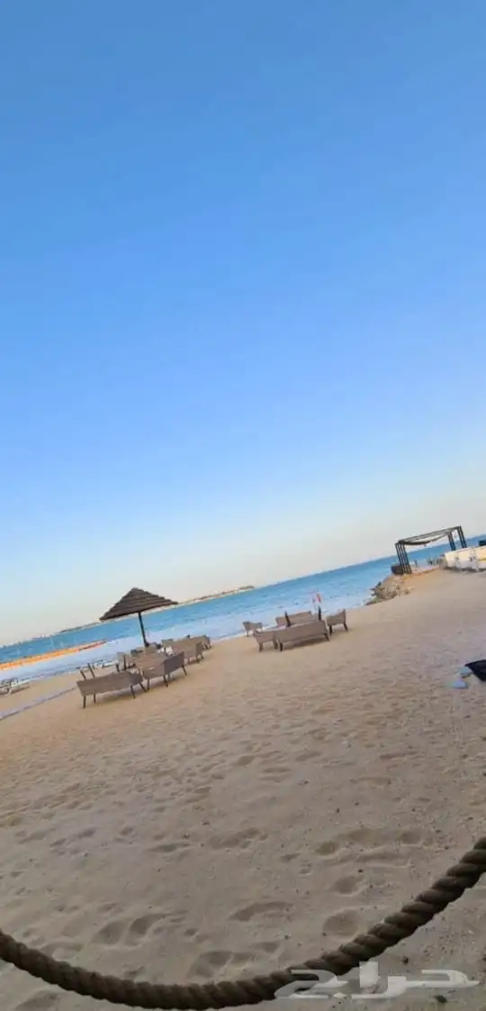 فلة للبيع 2 مليون موقع مطل على الشاطئ 9
