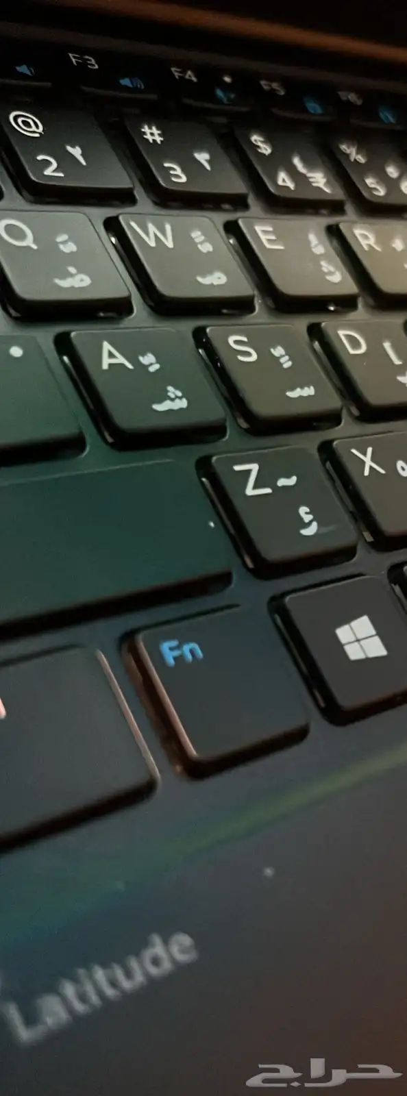 لابتوب. DELL الشاشة اللمس 9