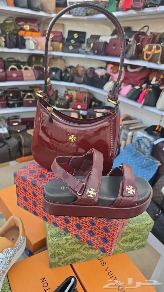 حياكم وصل جديدي من شنط والفساتين السهرات 62