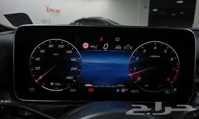 مرسيدس - C200 - 2024 3