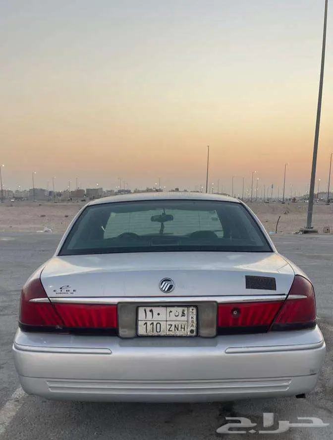 فورد ماركيز الموديل 2000 LS 7