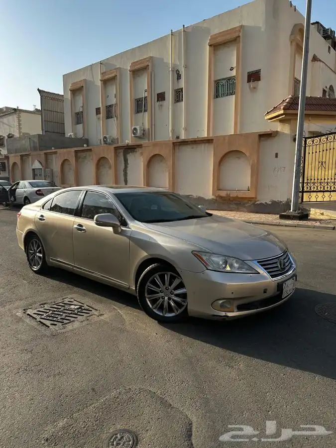 لكزس ES350 للبيع 2