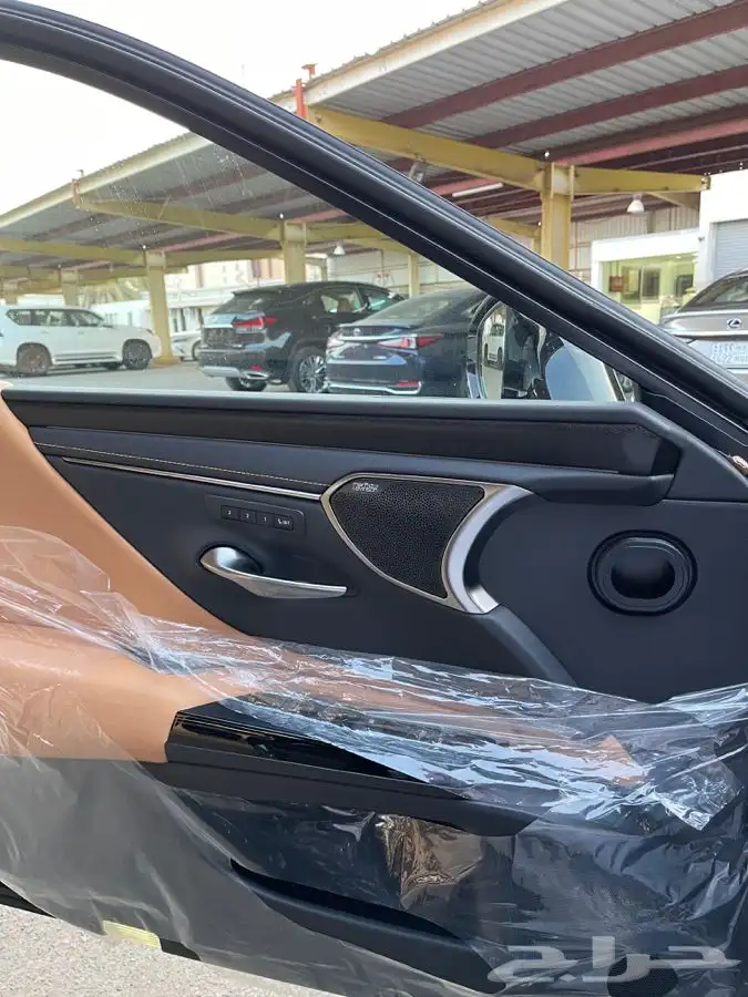 لكزس ES350dd 2024 سعودي 2