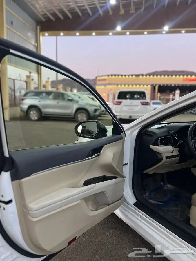 تويوتا كامري 2022 LE وارد الساير بحاله الوكاله عداد 37 الف 15