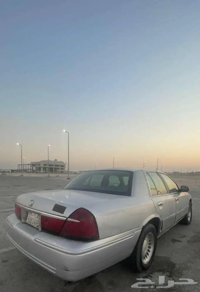 فورد ماركيز الموديل 2000 LS 11