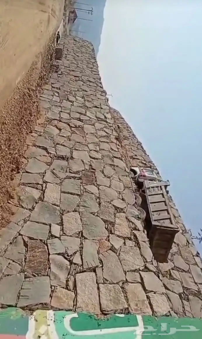 بوكلين ل مباني الحجر. فتح خط. قص اراضي 0