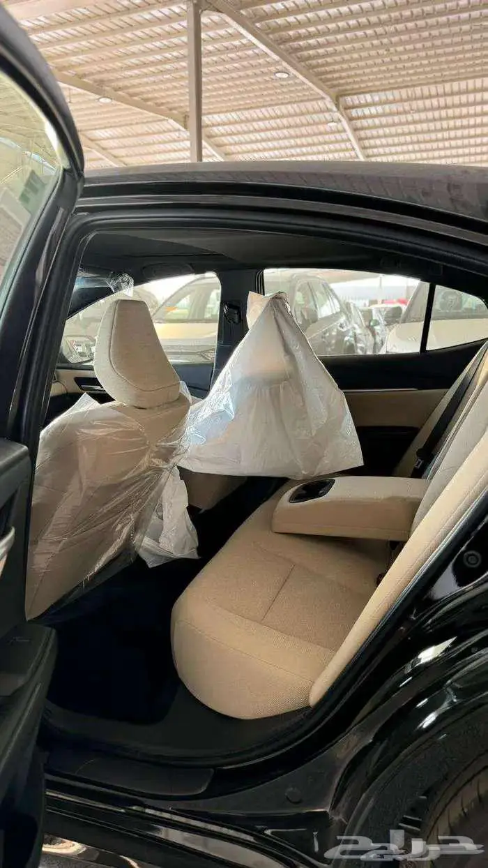 تويوتا كامري LE 11
