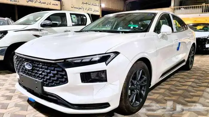 فورد توريس ترند 2025 5