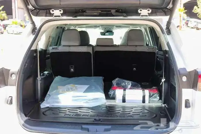 تويوتا- هايلاند-ر GLE- هايبرد- نص فل -سعودي 2025 8