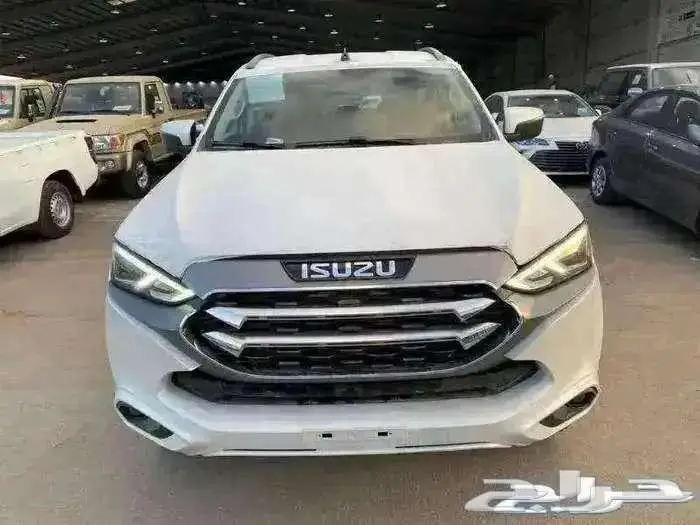 ايسوزو MUX فل كامل ديزل دبل 2024 كاش و أقساط 7