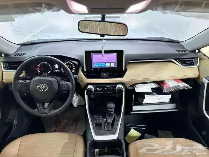 تويوتا راف فور 2025 LE بنزين ( تقسيط وكاش ) 3