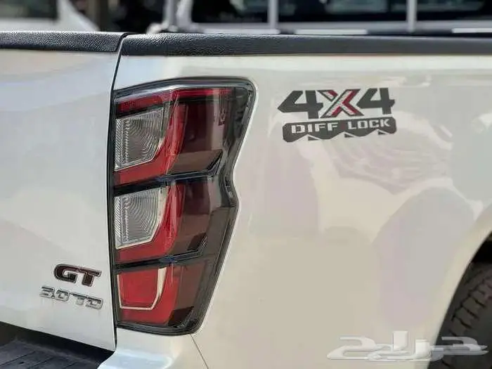 ايسوزو ديماكس GT 2025 بسعر مناسب 7