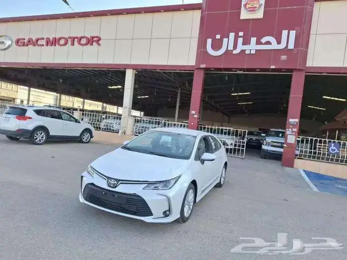 كرولا ستاندر 2.0 طيس 2025 ( ابيض - فضي ) 0