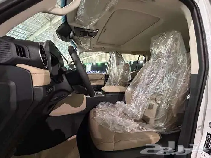 تويوتا برادو TXL3 موديل 2025 بنزين 31