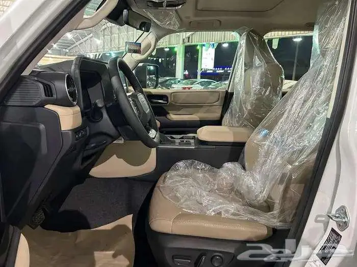 تويوتا برادو TXL3 موديل 2025 بنزين 30