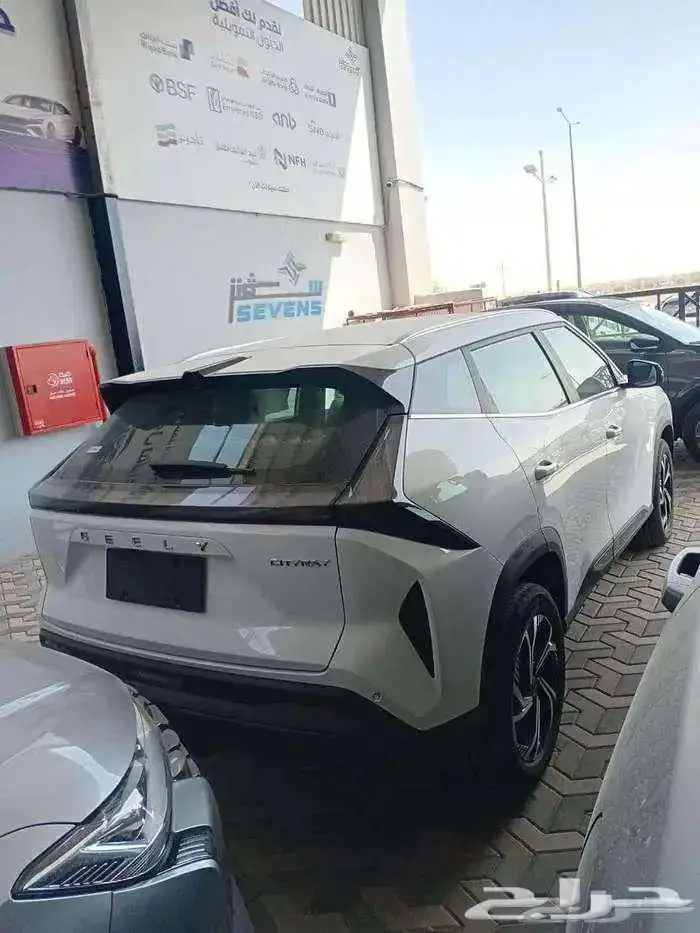 جيلي استاراي 2026 5