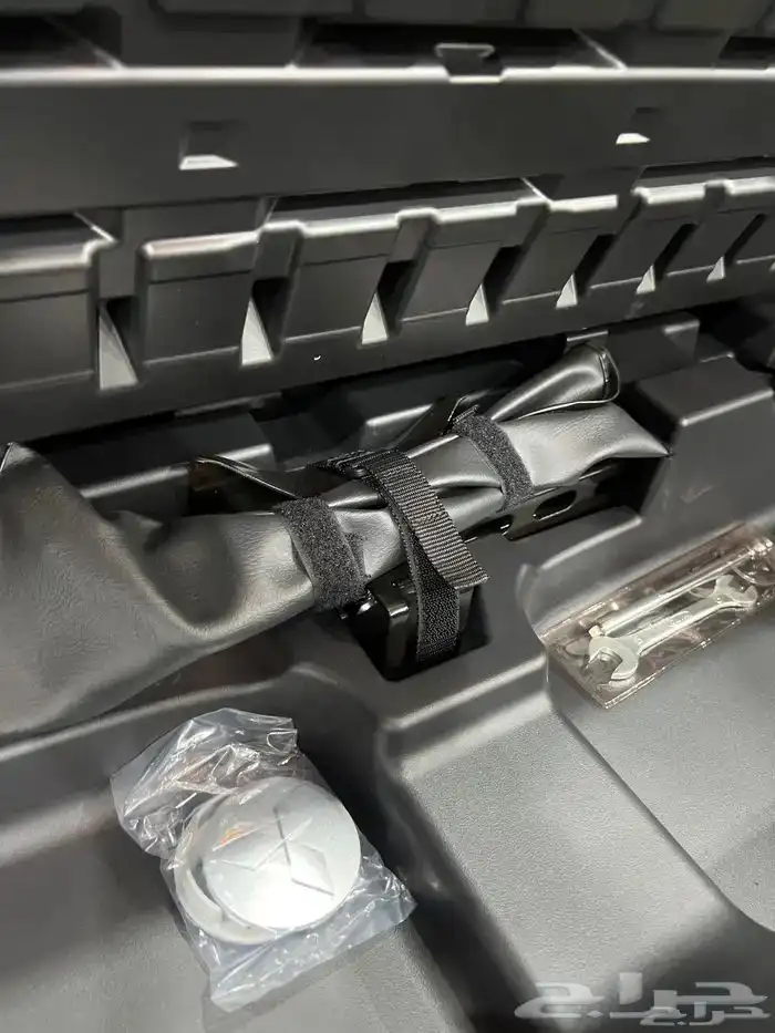 ميتسوبيشي اوتلاندر 2025 ب 96900 شامل 7 مقاعد بصمة اسود ملكي 20