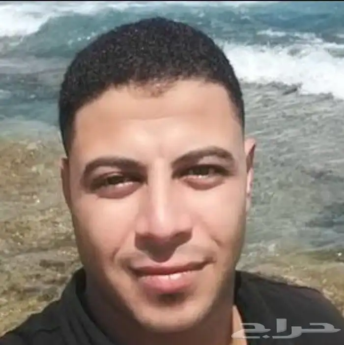 شاب مصري معلم سيراميك ورخام اقامه مهنيه 0
