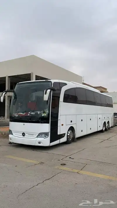 باص مرسيدس موديل 2009 0