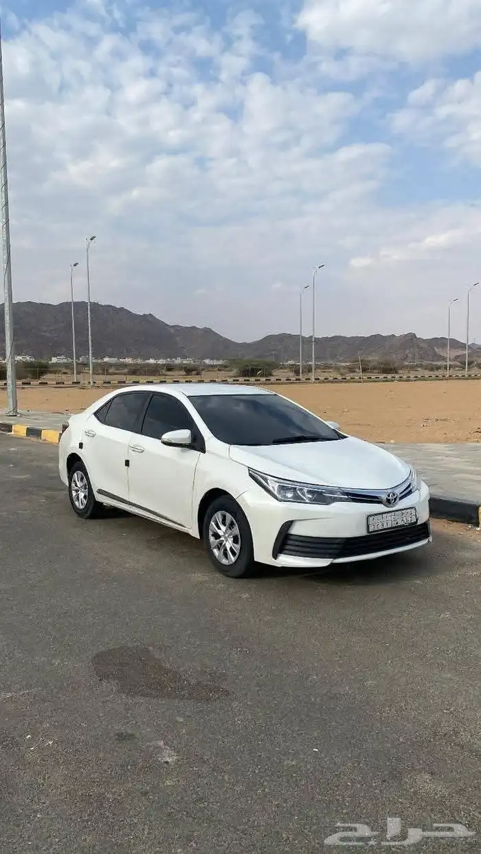 كورلا ابيض 2018 1