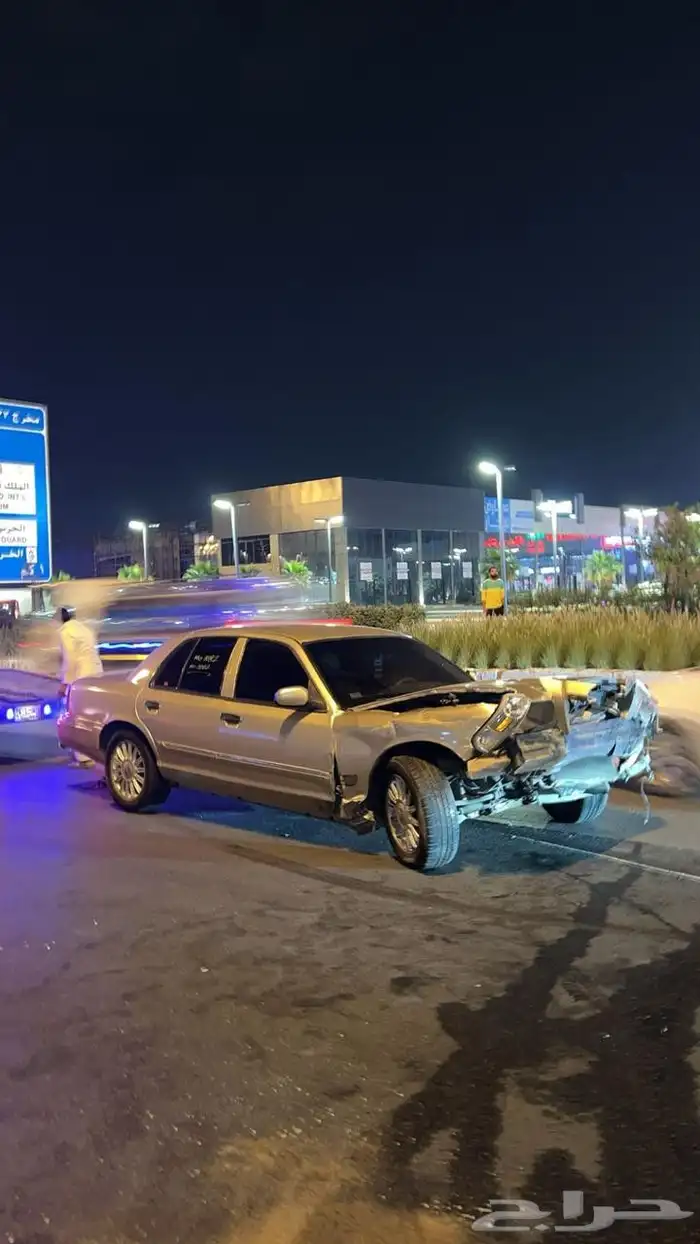 يوجد لدينا مكاين فورد فكتوريا ماركيز وقيرات شد بلد ودفرنسات 0