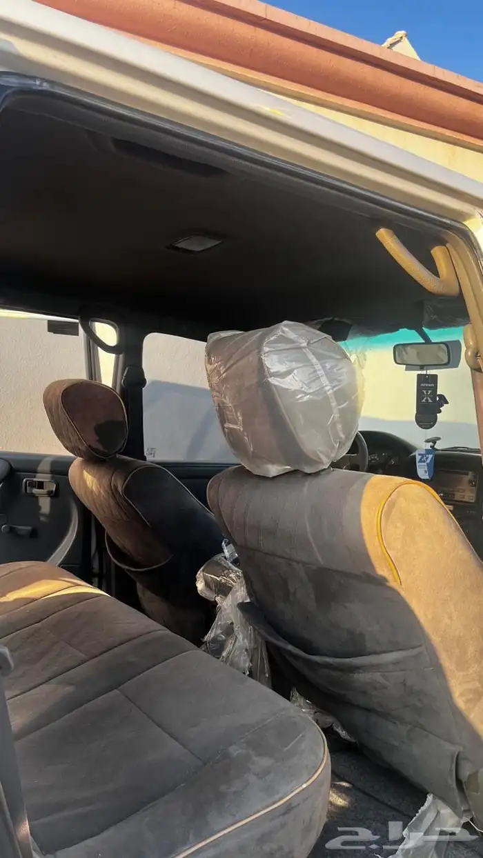 للبيع لاند 2002 GX 8