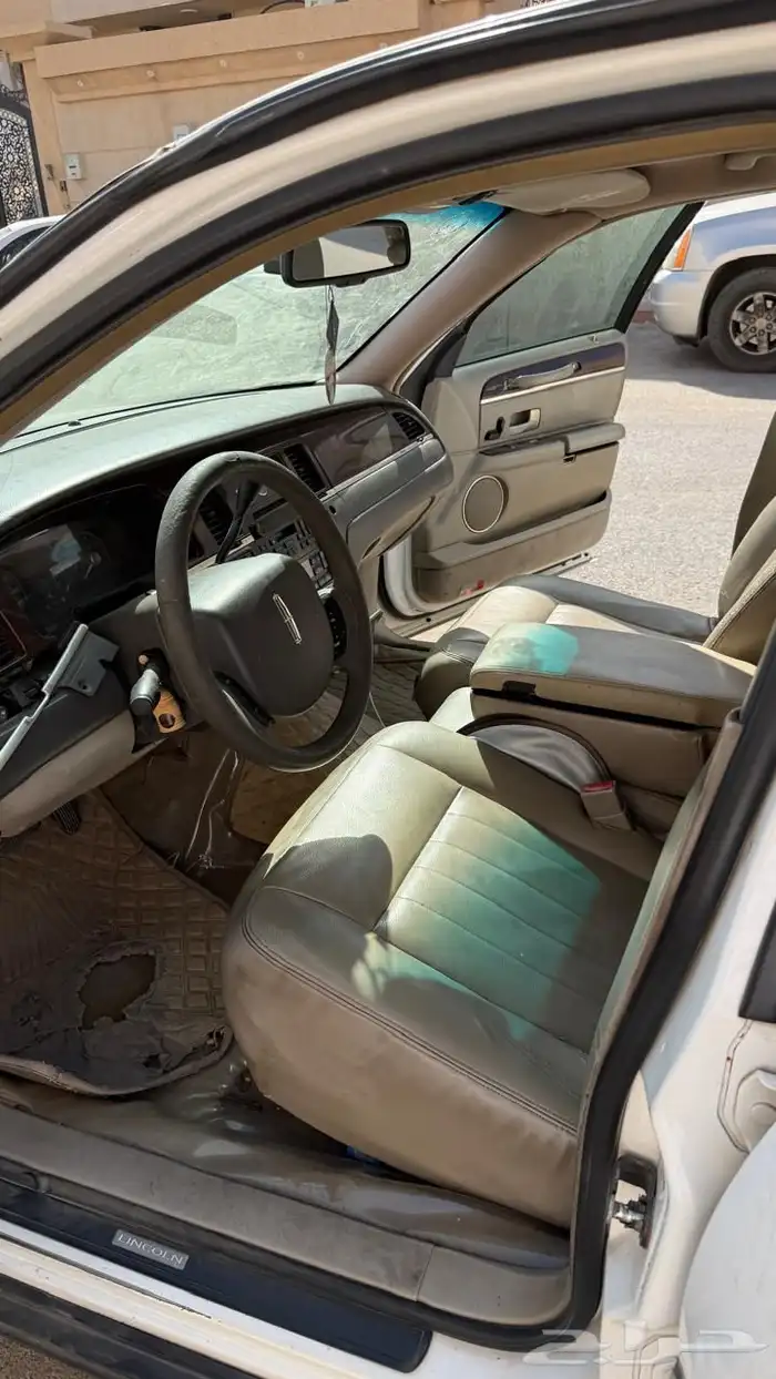 لينكون تاون كار 2006 للبيع 14