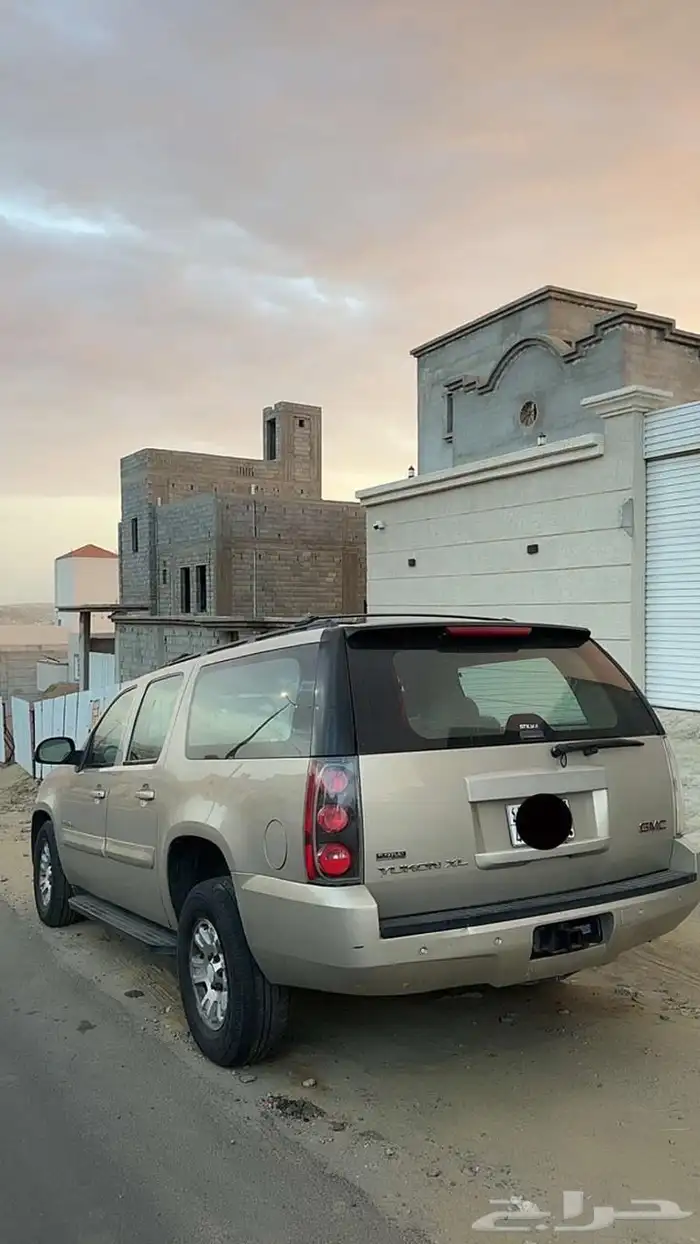 الموديل 2008 xl طويل دبل ماشي 300 وعليها 0