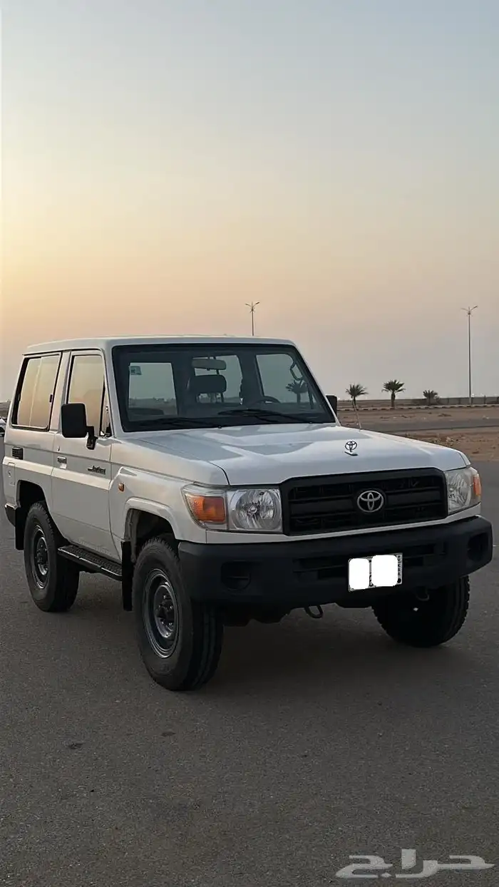 تويوتا جيب ربع 2013 ..تم البيع .. 1