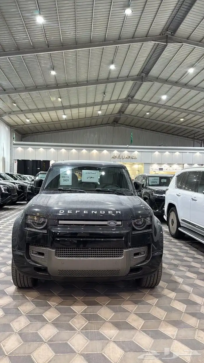 لاندروفر ديفيندر - HSE 110 V6 - سعودي - 2025 0