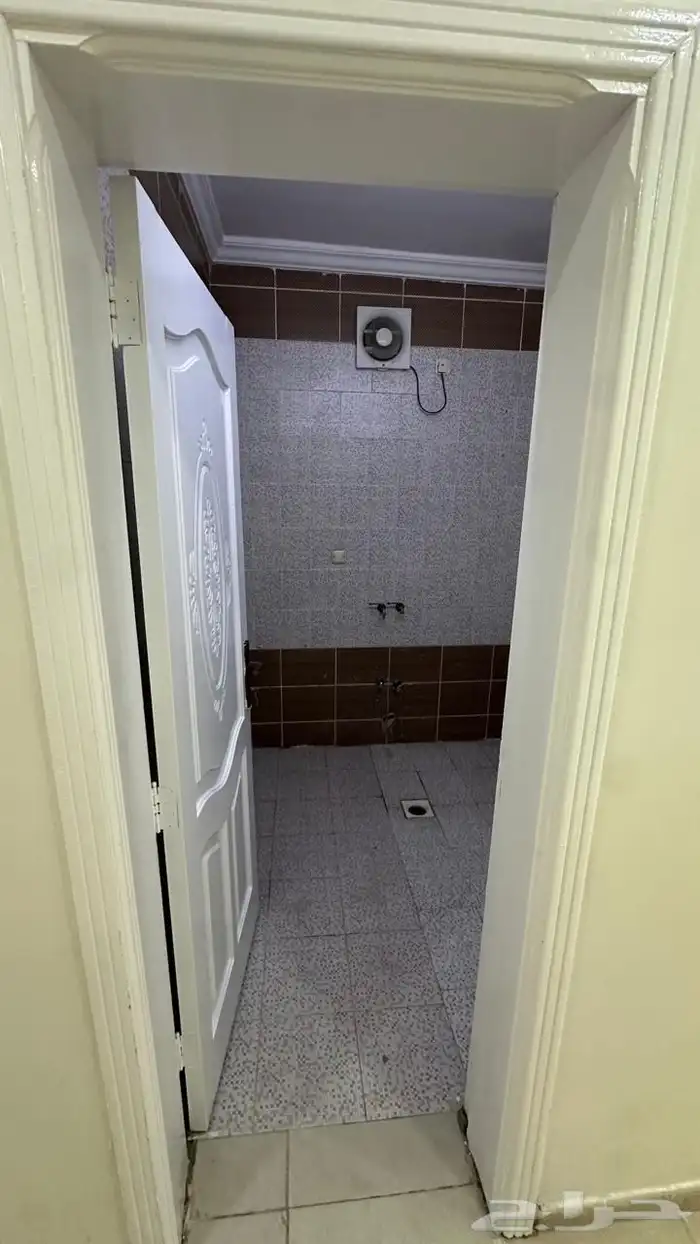 شقة للايجار في التنعيم بجوار كلية التقنيه وقاعة الروشه 13