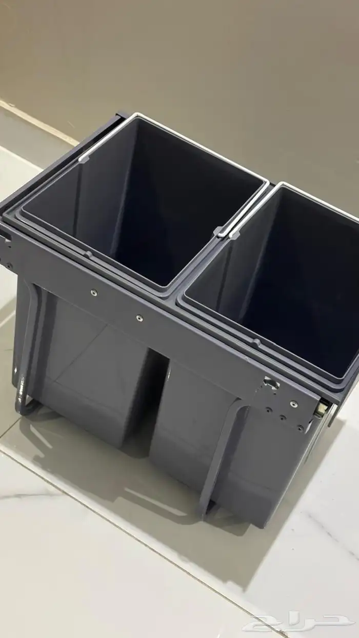 سلة نفايات 0