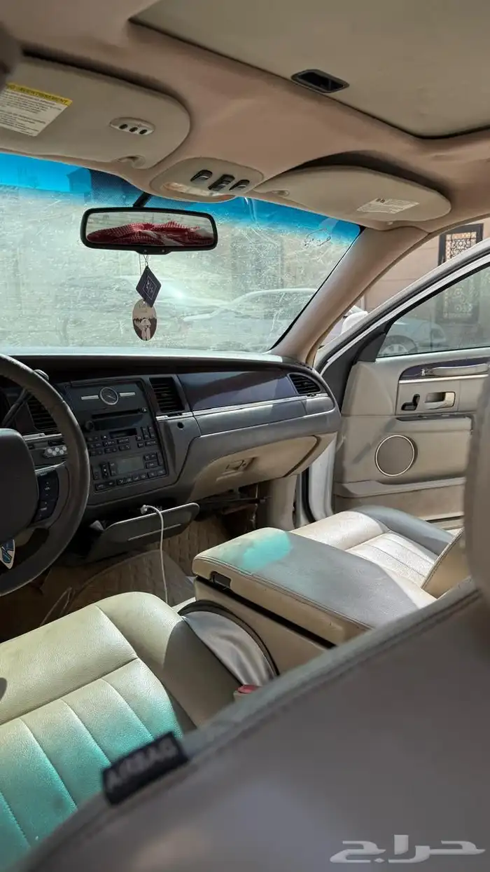 لينكون تاون كار 2006 للبيع 15