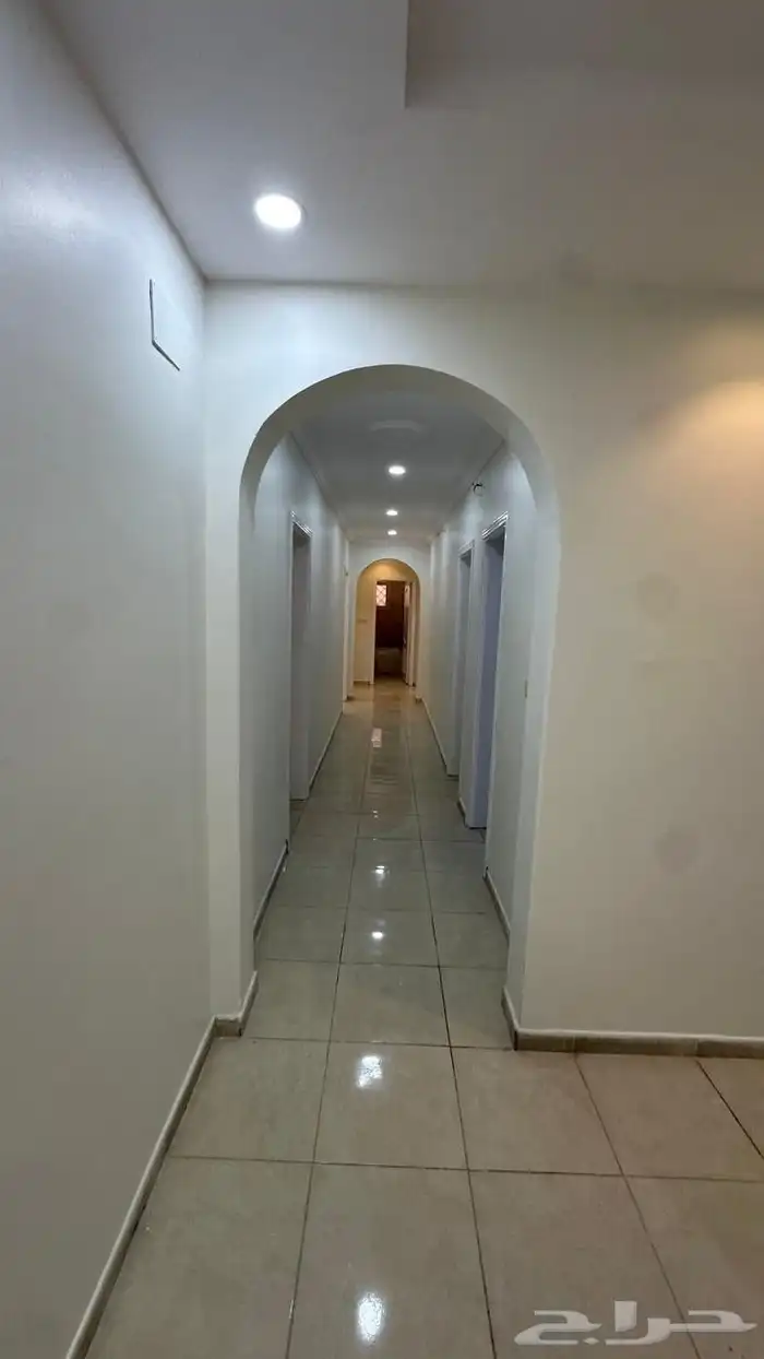 شقة للايجار في التنعيم بجوار كلية التقنيه وقاعة الروشه 14