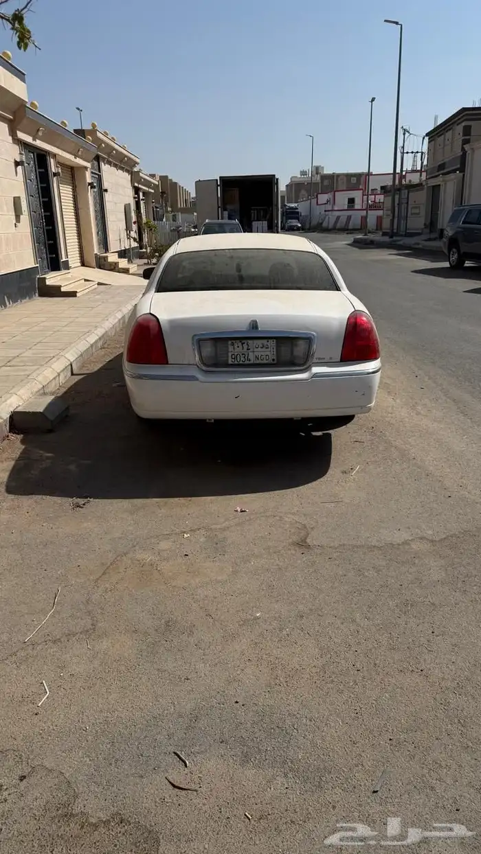 لينكون تاون كار 2006 للبيع 3