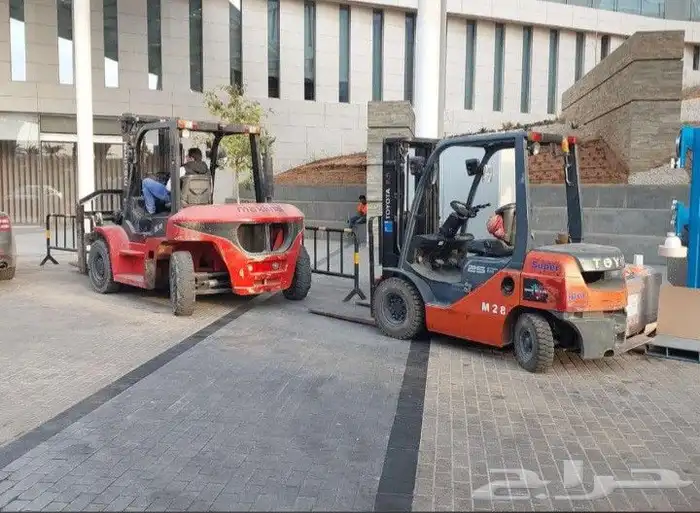 رافعات شوكيه فوركلفت  3 طن للايجار  5 طن  7 طن 9