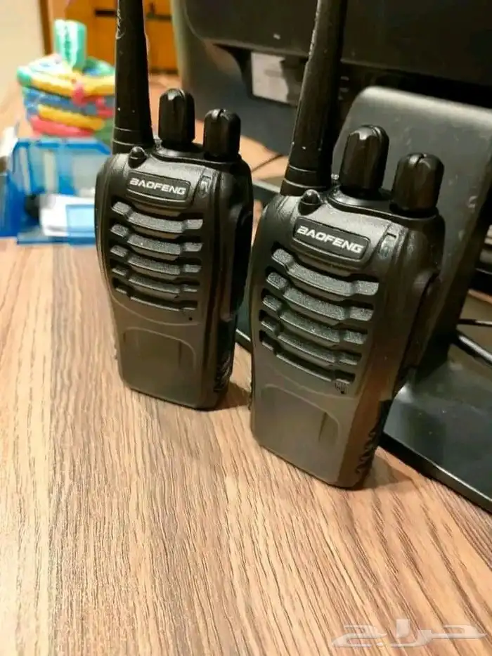 اجهزة اتصالات لاسلكيه جديده بالكرتون العدد 4اجهزه 0