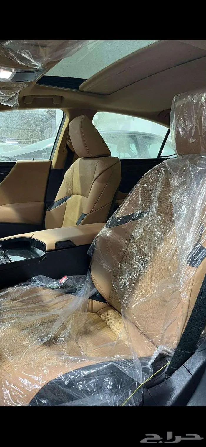 لكزس ES300H 2025 هايبرد - دفعتين 0  بدون ربح 5