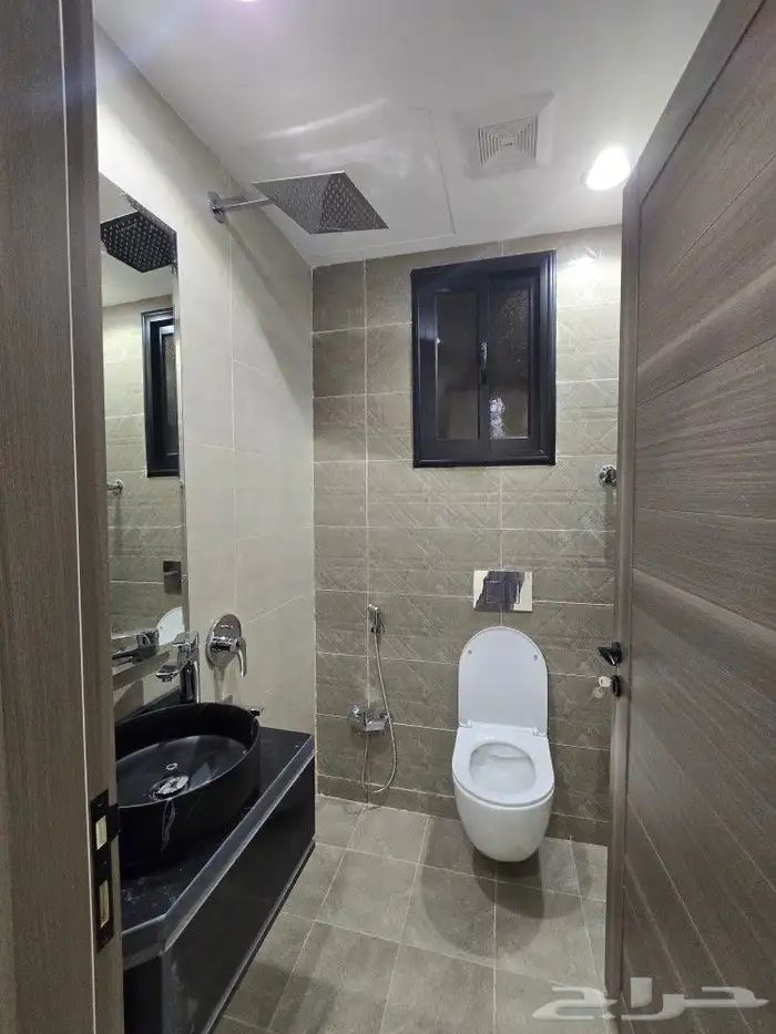 للبيع شقق علويه 6غرف VIP وسط الخدمات بحي الضيافه من 520 ألف 18