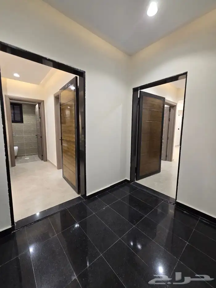 للبيع شقق علويه 6غرف VIP وسط الخدمات بحي الضيافه من 520 ألف 5