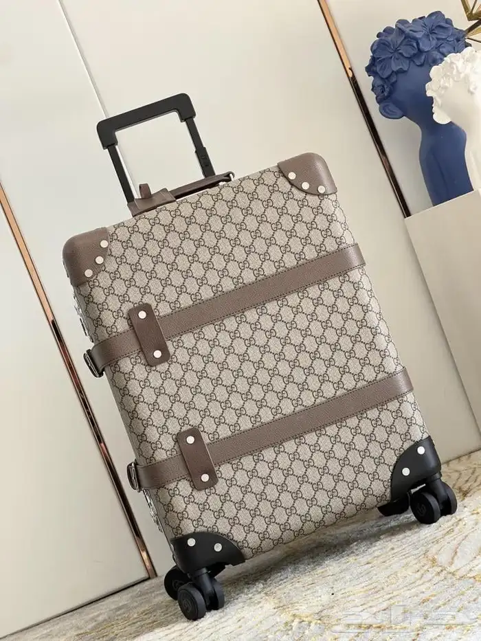 شنطة سفر قوتشي ماستر 0