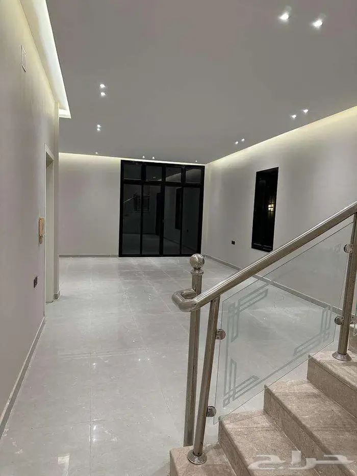 فيلا للايجار مميزة في ضاحية نمار 375م2 5