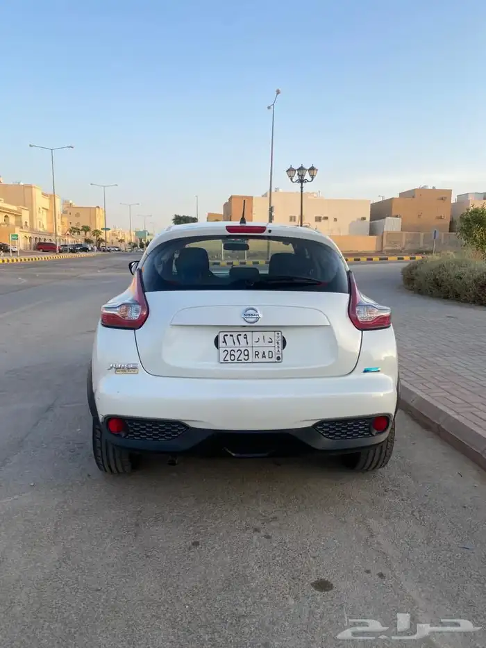 سياره نيسان جوك 1
