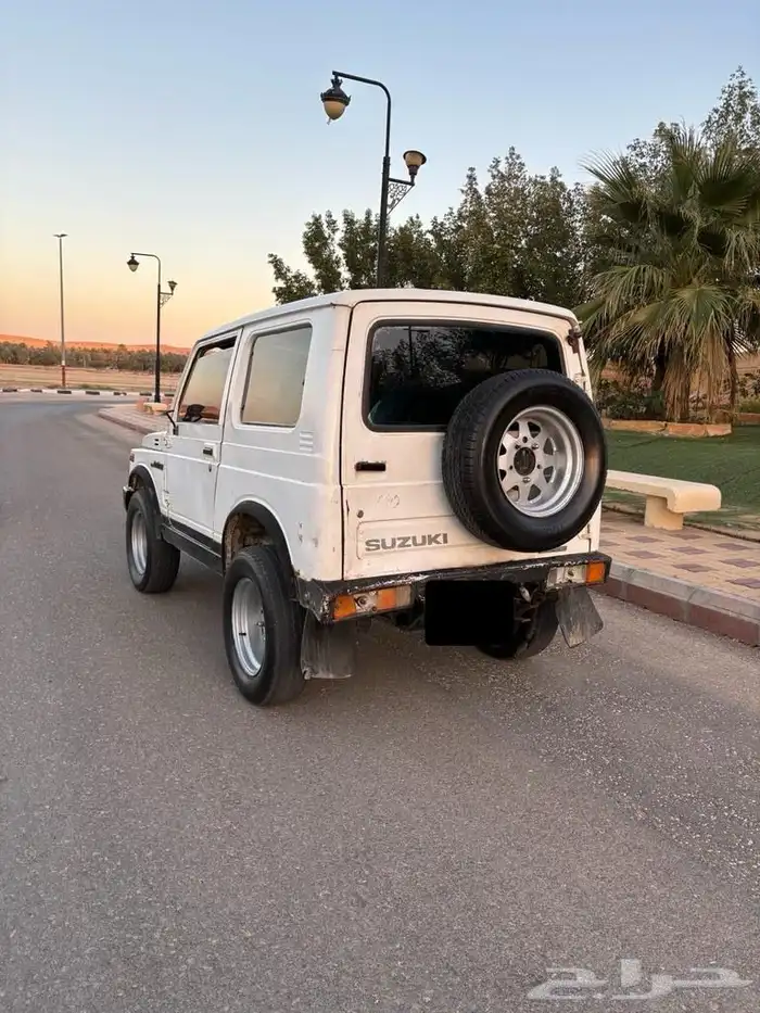 سوزوكي ساموراي 3