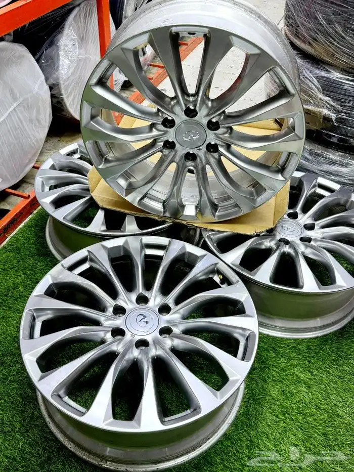 جنوط انفينتى QX80 مودل 2017 مقاس 22 4