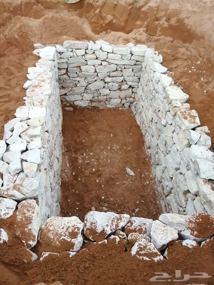 القصيم عنيزه انا موجود اي نفر موجود شغل بيار ت سر حجر جدران 6