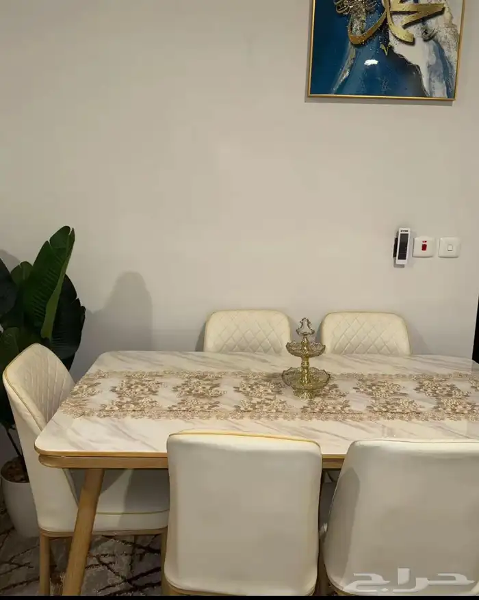 طاولة طعام 1