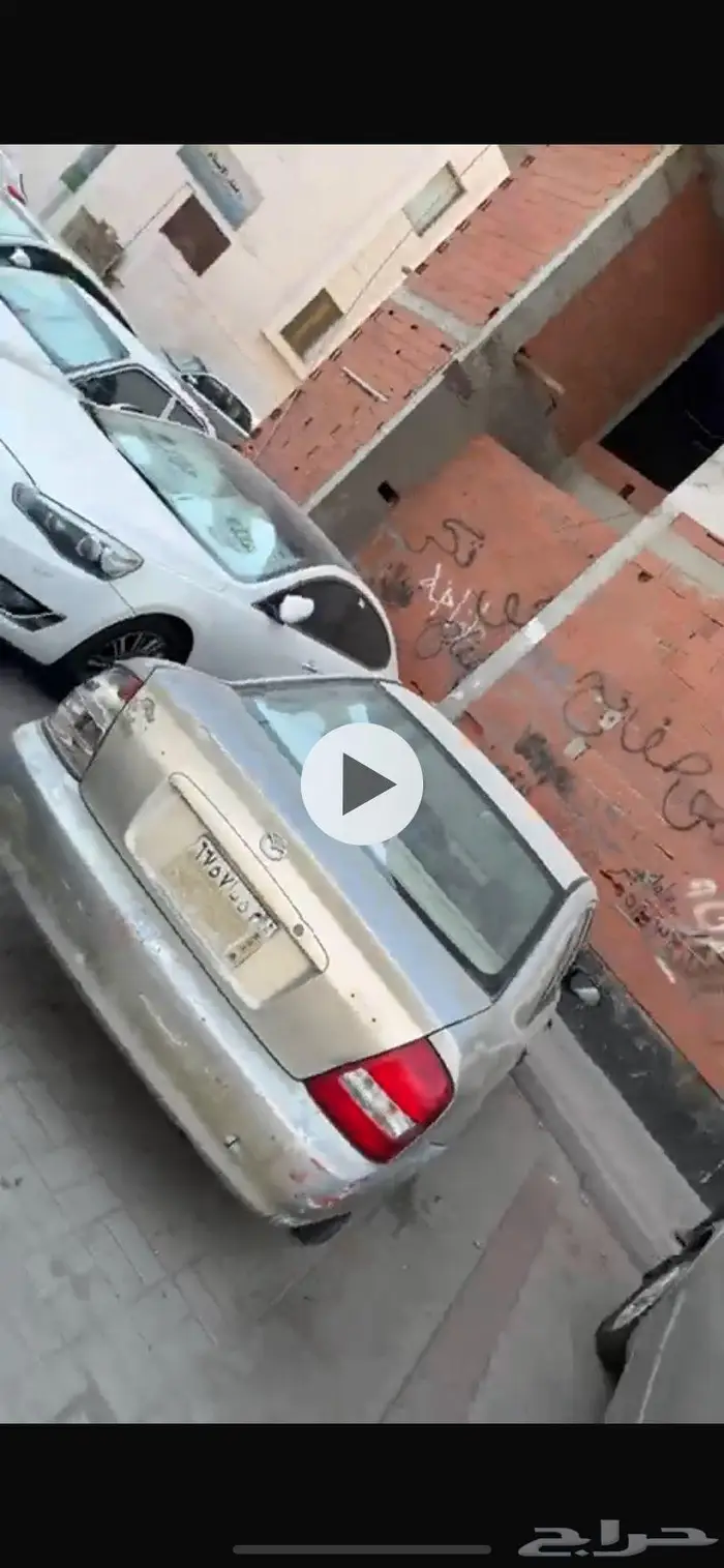 خمسه سيارات للبيع تشليح 8